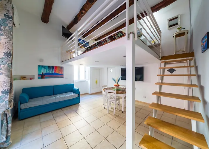 Toledo House Apartments